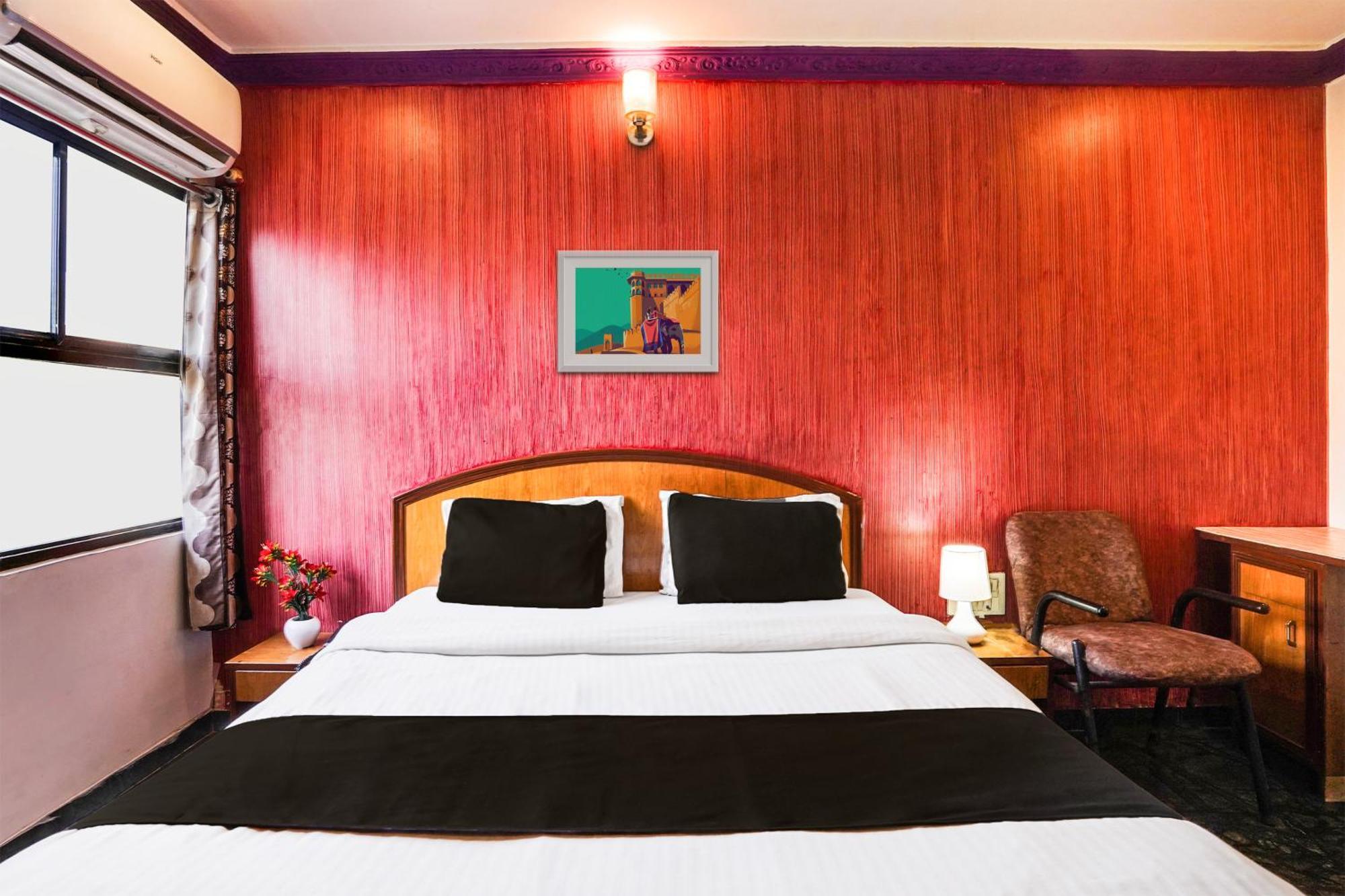 OYO 2286 Hotel Bridge Ahmedabad Exterior foto